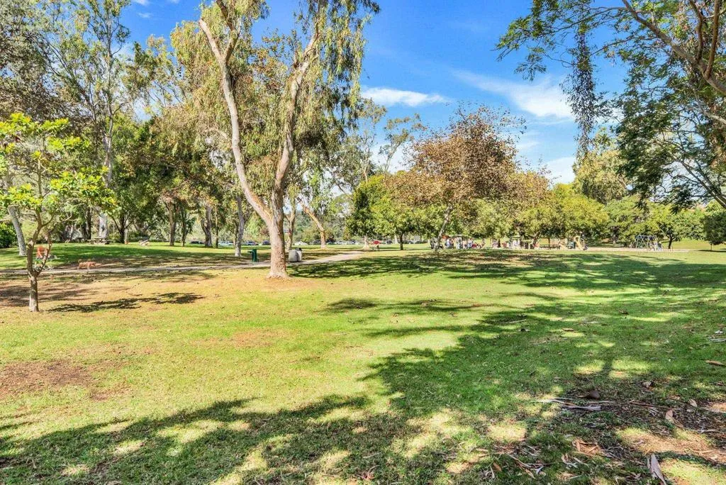 https://cdn.realtyfeed.com/cdn/127/306041328/240384b9f2beb52edb7e1c92efb6cab5.webp