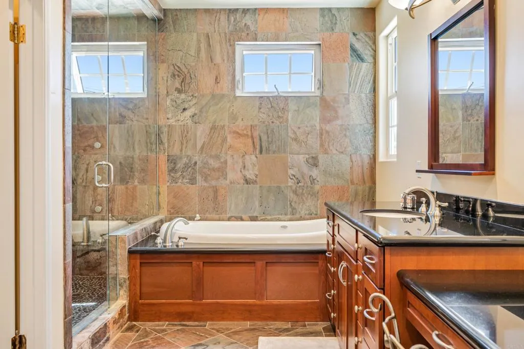 https://cdn.realtyfeed.com/cdn/127/306042374/306acac9f654c649b08c9e495dee4b5e.webp