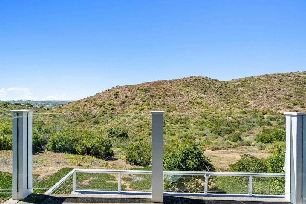 https://cdn.realtyfeed.com/cdn/127/306042374/9286bb7d7aa8cc9a34fc6e48216f0b23.webp