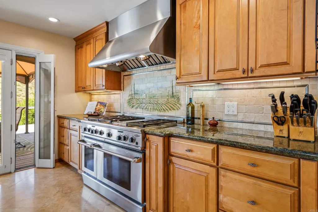 https://cdn.realtyfeed.com/cdn/127/306042374/bf4a9ee575274a19407d3f1780e85b7f.webp