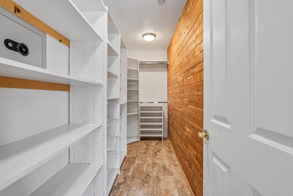 https://cdn.realtyfeed.com/cdn/127/306042374/ccef865521c10f057c4eea279bf58034.webp