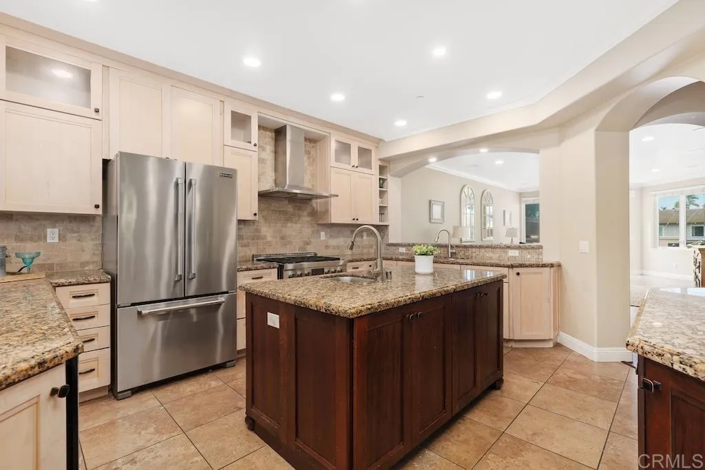 https://cdn.realtyfeed.com/cdn/127/306043902/e7f58507bee9a185a31fa52519546094.webp