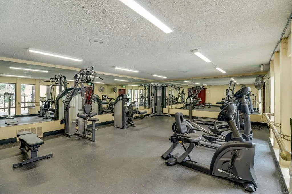 https://cdn.realtyfeed.com/cdn/127/306043936/a868000f390be1f6a48873cbdf260684.webp