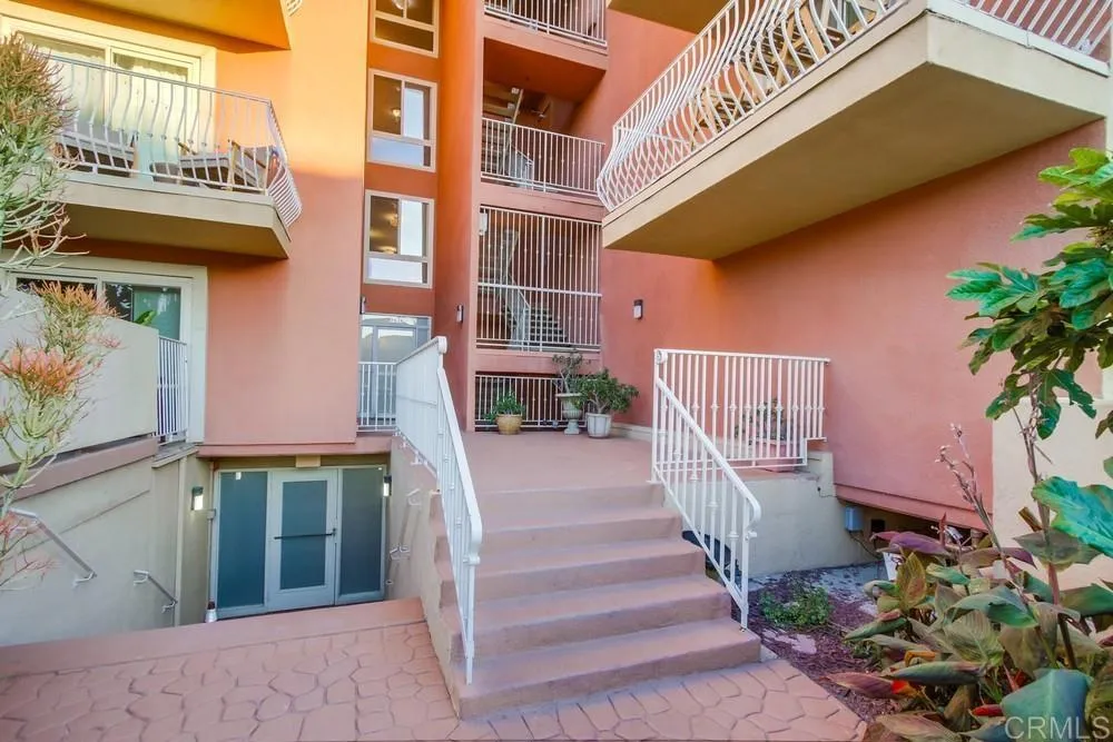 https://cdn.realtyfeed.com/cdn/127/306049569/208971273dde796bd5051d473be398d4.webp