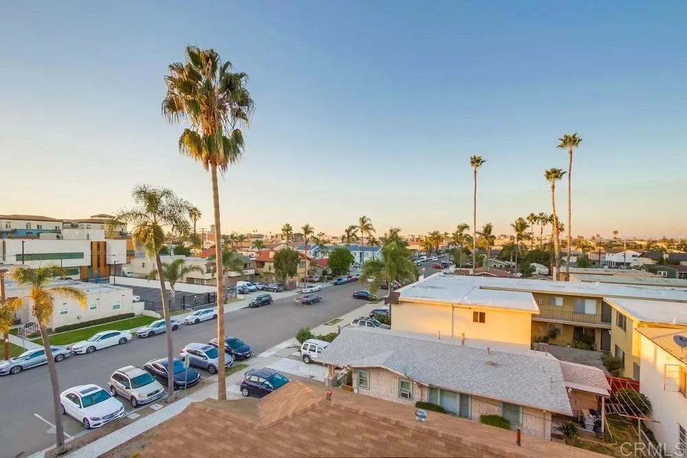 https://cdn.realtyfeed.com/cdn/127/306049569/96d5400b155058958e70e5ac12d45dd2.webp