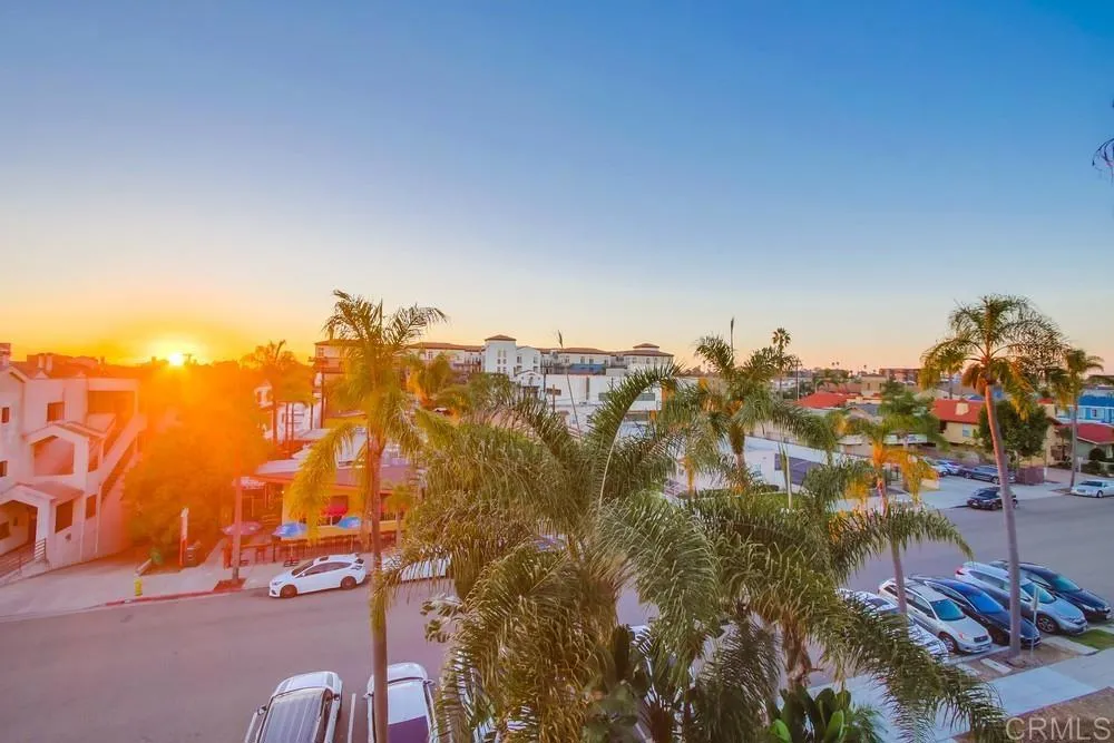 https://cdn.realtyfeed.com/cdn/127/306049569/eac205e51a9f9a30bffd89d5a5caf1c2.webp