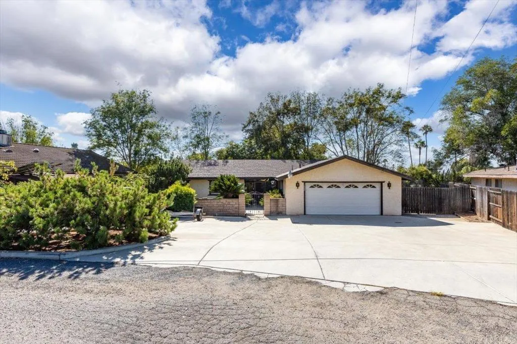 https://cdn.realtyfeed.com/cdn/127/306049788/6599e222d07ca5594f7fd743719c89fc.webp