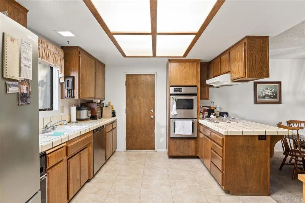 https://cdn.realtyfeed.com/cdn/127/306049788/7713e73d9202240250692cc1deb88182.webp