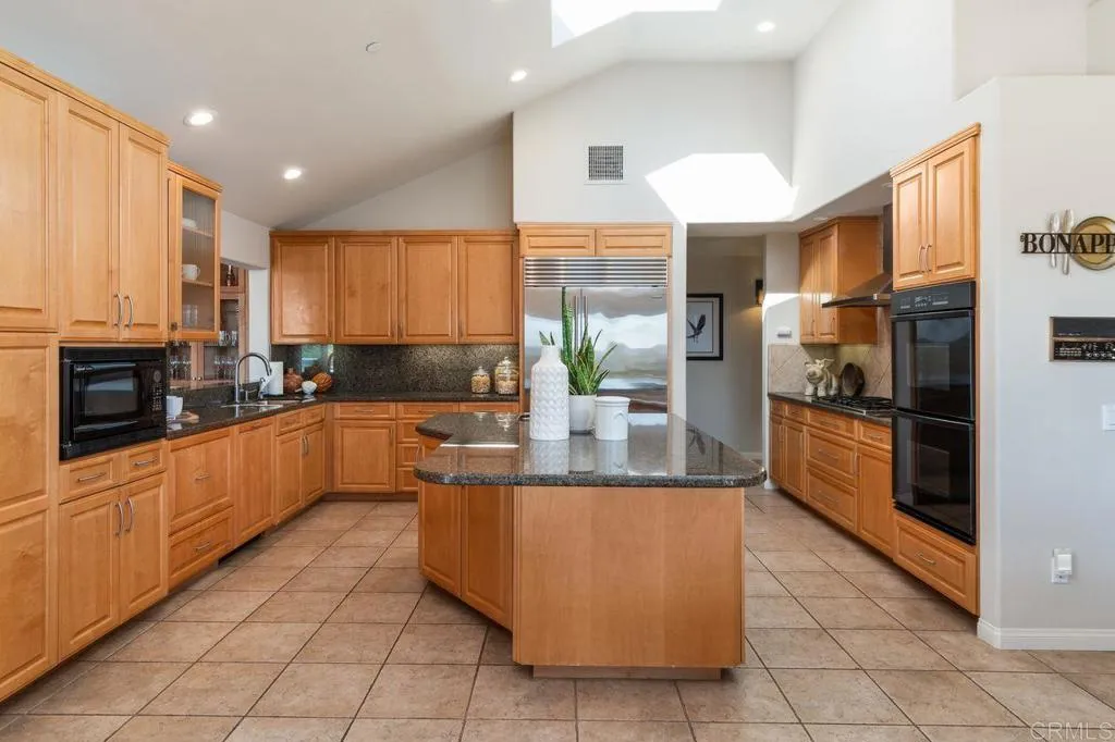 https://cdn.realtyfeed.com/cdn/127/306050095/10d61c82f93ae75dd66e0016baade518.webp
