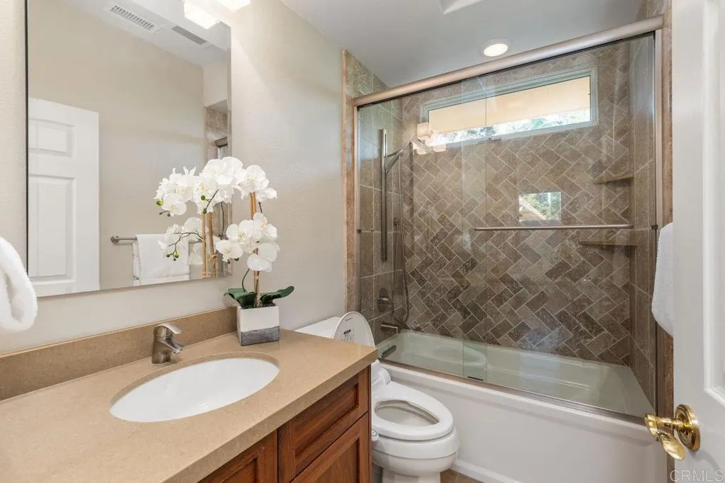 https://cdn.realtyfeed.com/cdn/127/306050095/ad081bb6c37aa881b40019f54ff27247.webp