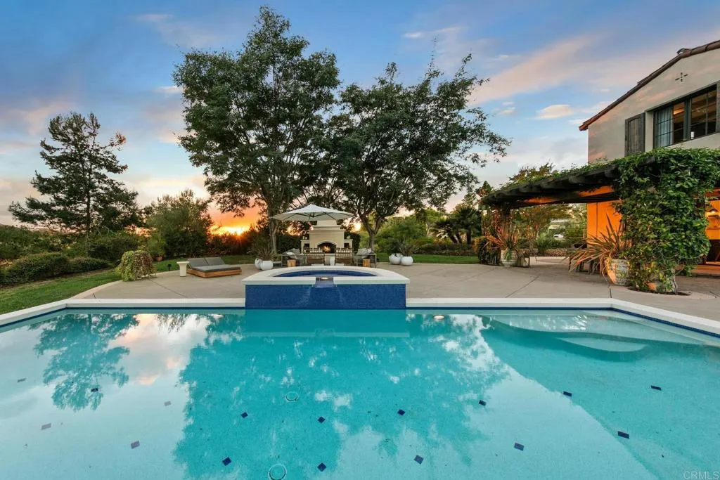 https://cdn.realtyfeed.com/cdn/127/306051741/426c05feaa32674c6c67b026d36254dd.webp
