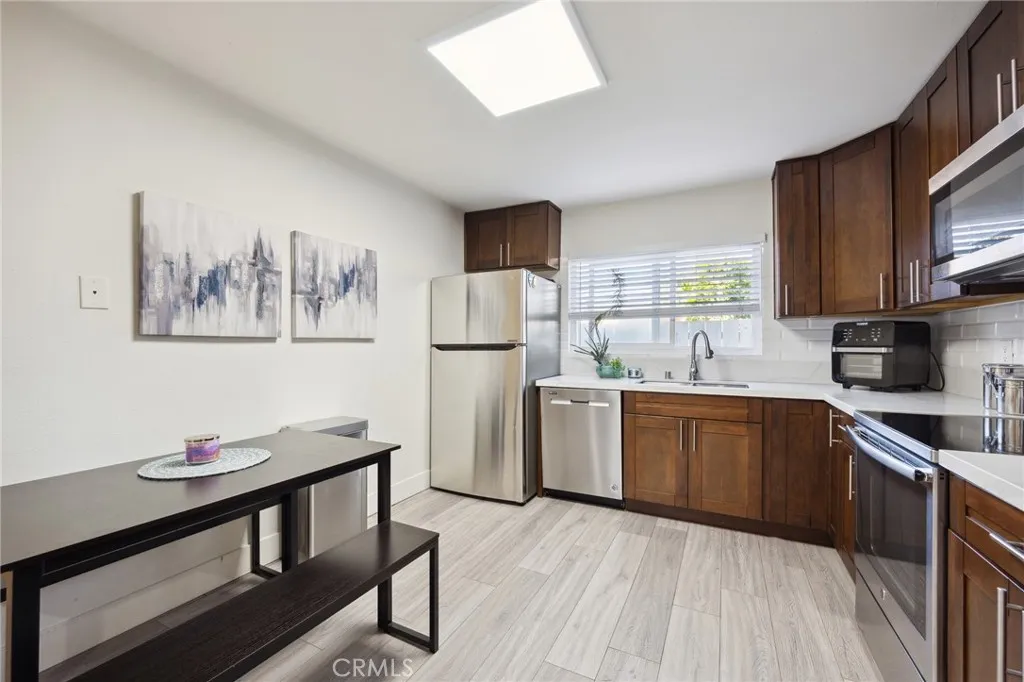More Details about MLS # OC23206288 : 5030 A STREET UNIT 1