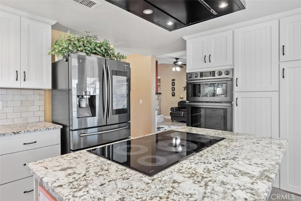 https://cdn.realtyfeed.com/cdn/127/306051916/551663619acf69956b732527c59c3cb2.webp