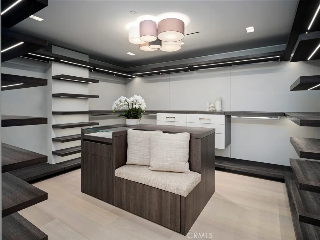 https://cdn.realtyfeed.com/cdn/127/306052868/1d708a88aa4f393b68f76ff7aa9da9f3.webp