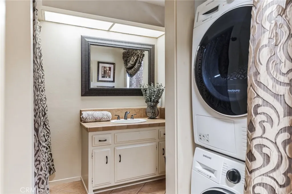 4005 Virginia Road UNIT 16, Long Beach, CA, 90807