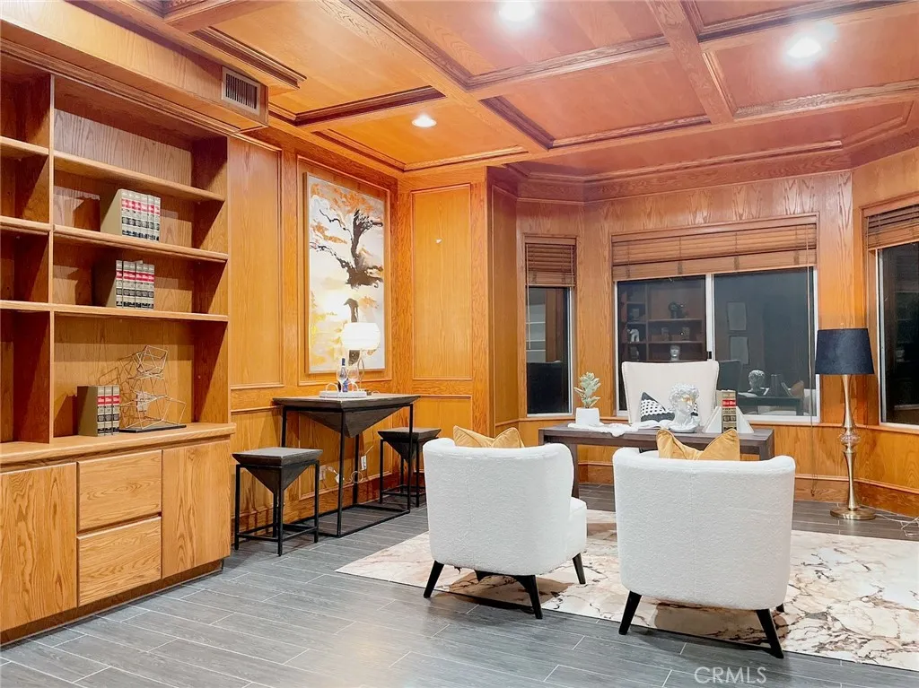 https://cdn.realtyfeed.com/cdn/127/306053071/bea4c68aafb7f137a5c66794e573469e.webp
