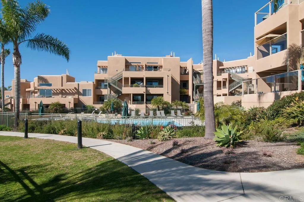 https://cdn.realtyfeed.com/cdn/127/306056464/4bef52be9b1cb33770a2b9993dc31986.webp