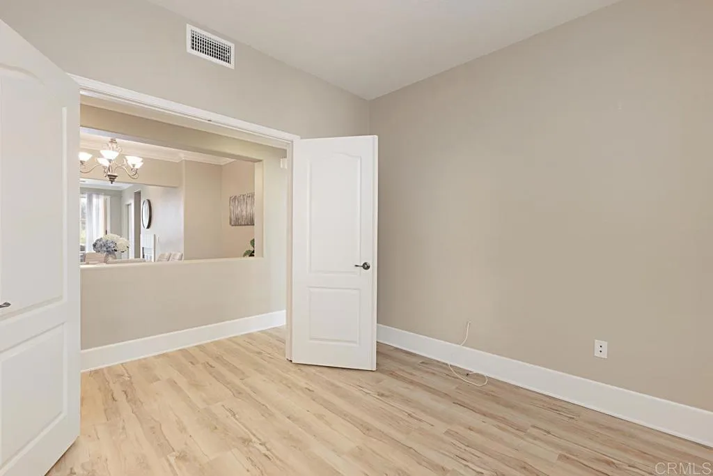 https://cdn.realtyfeed.com/cdn/127/306056464/7c5fe548eddd54bcbdc20a557808e06e.webp