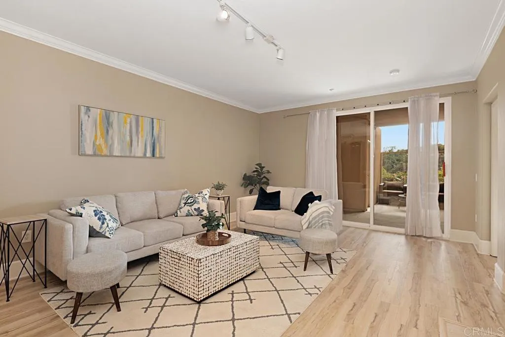 https://cdn.realtyfeed.com/cdn/127/306056464/f7e6fa2e5981d56fdc94e428f1a91043.webp