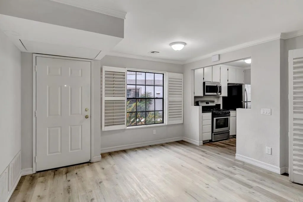 https://cdn.realtyfeed.com/cdn/127/306056496/45fb43135756d2729862f87075207050.webp