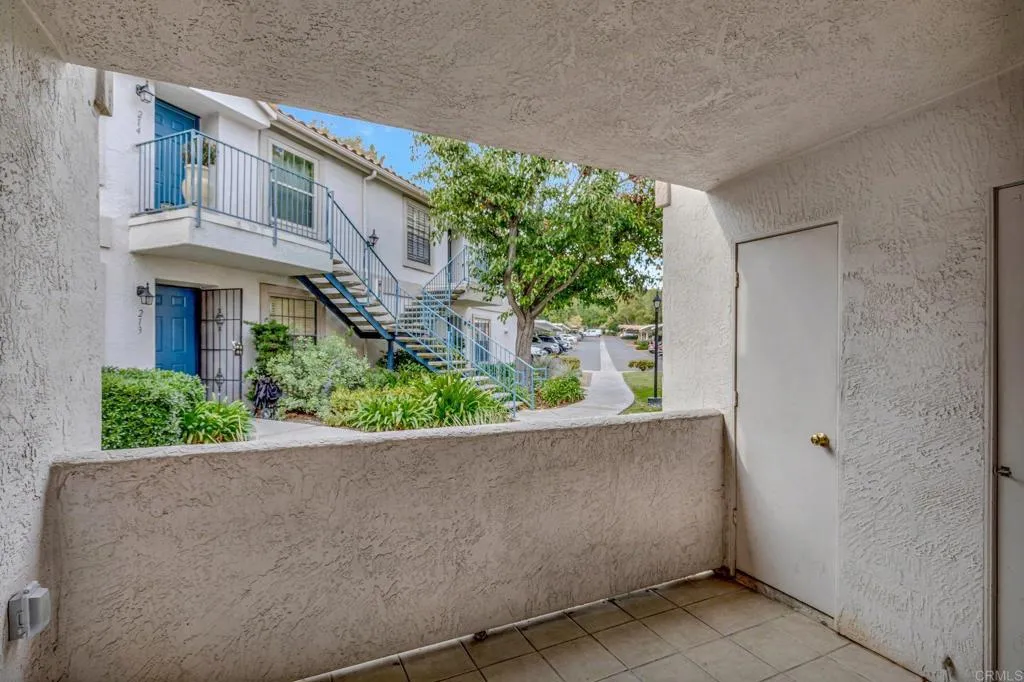 https://cdn.realtyfeed.com/cdn/127/306056496/c96c1dcd3a3da7485515702d98177ae8.webp
