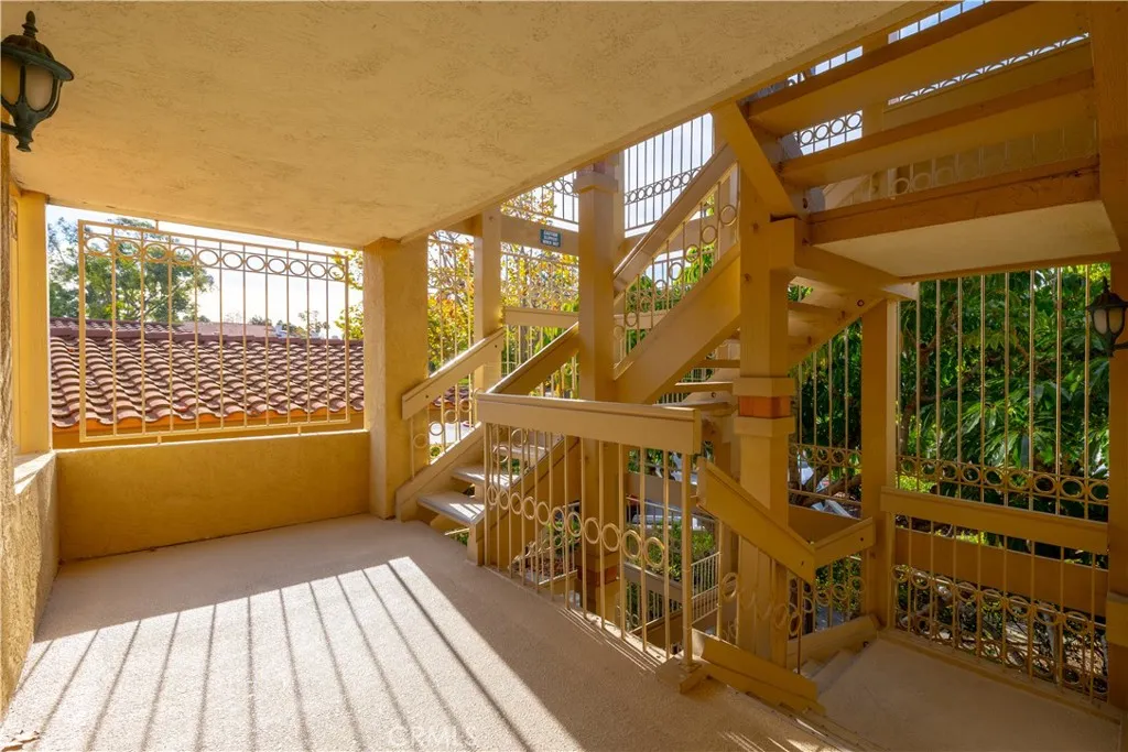 https://cdn.realtyfeed.com/cdn/127/306058480/1ed03dfd1d345ba7237d955e70616101.webp