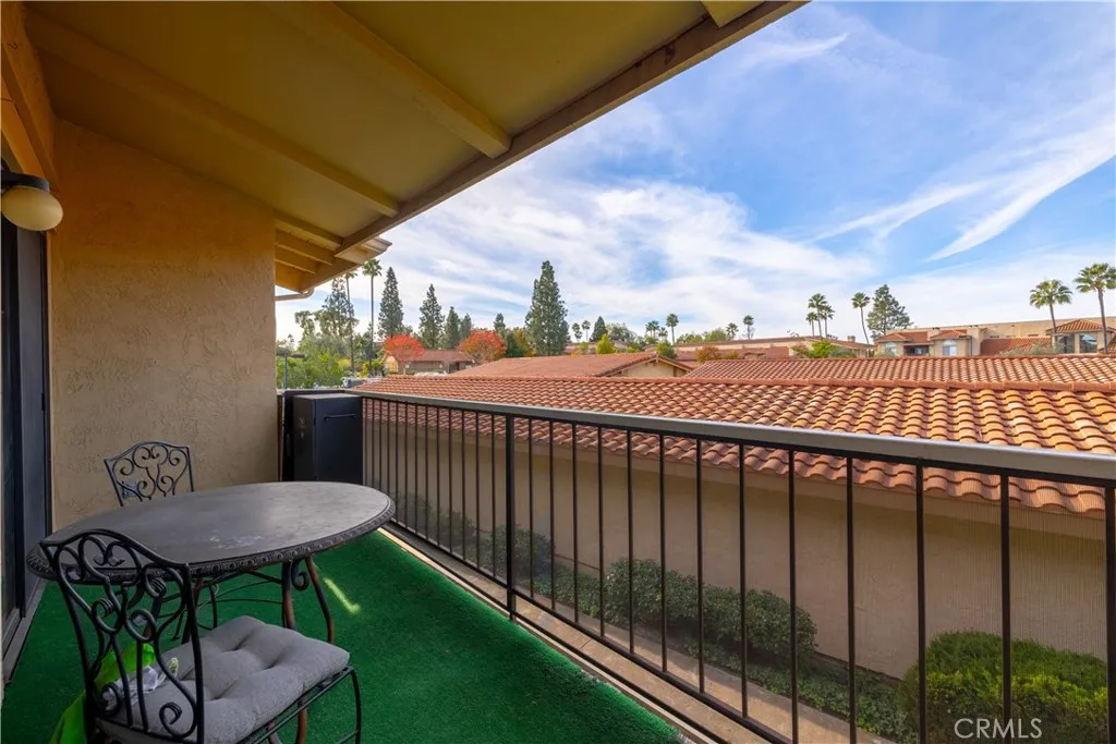 https://cdn.realtyfeed.com/cdn/127/306058480/5655f2abfbe3843fbeaa76c17c4e8a90.webp