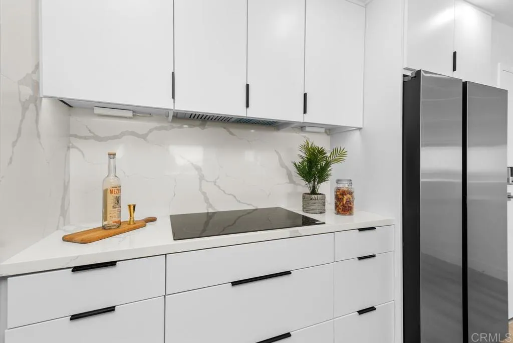https://cdn.realtyfeed.com/cdn/127/306061007/1613433fd8edb34f6cc4cdd2bc26f4bc.webp