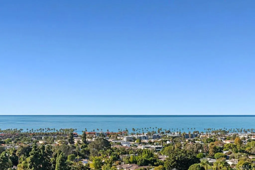 https://cdn.realtyfeed.com/cdn/127/306061007/a16e2c39886013bbf51398ac0b85e5f3.webp