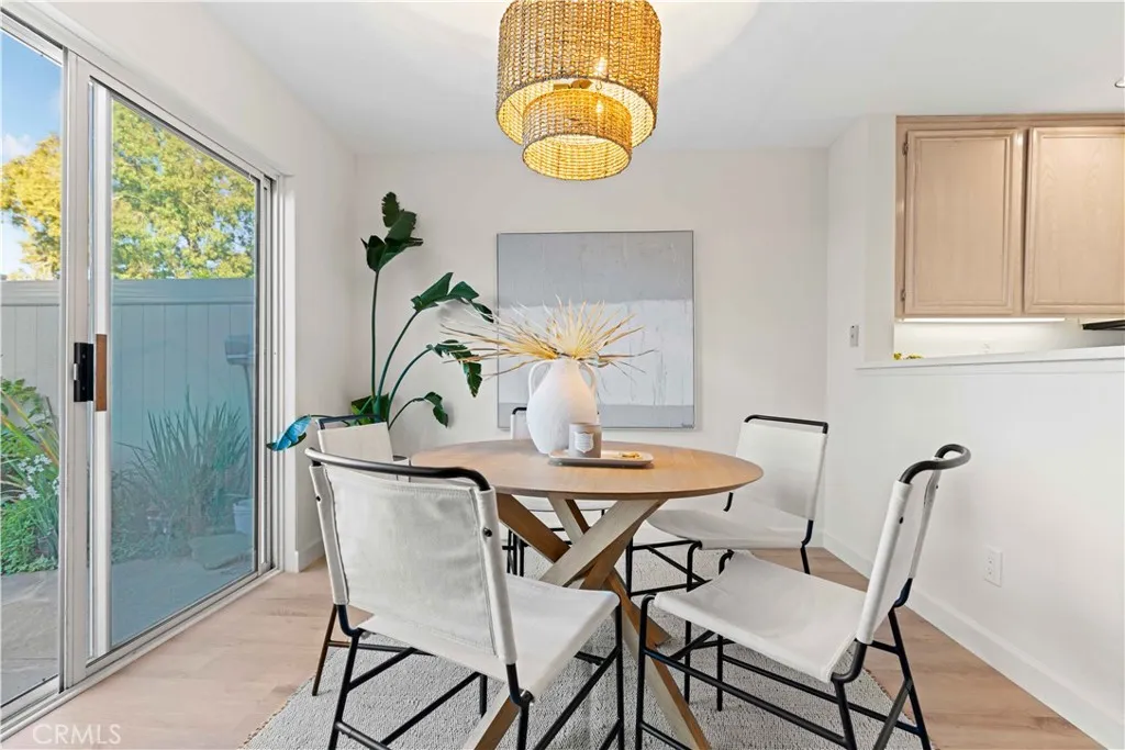 https://cdn.realtyfeed.com/cdn/127/306061509/bab6767d4aa11491005ec017af9cb741.webp