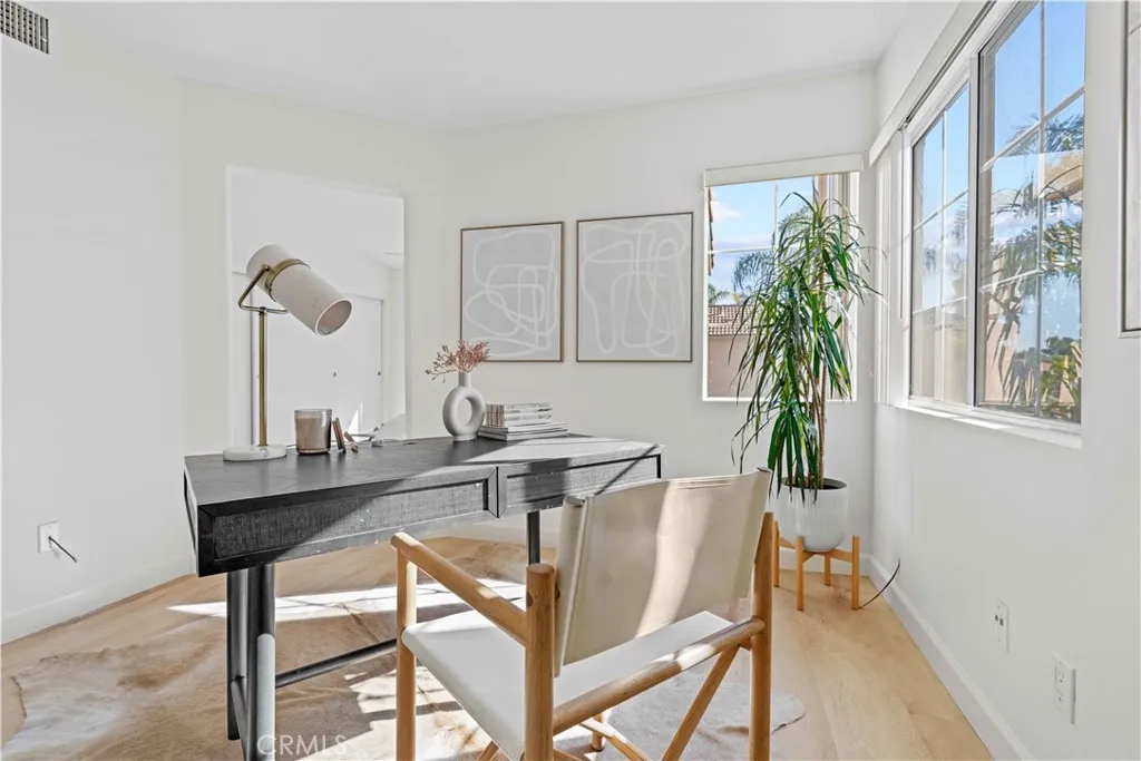 https://cdn.realtyfeed.com/cdn/127/306061509/cfbbcc9779ca4e3147be0468d63164b8.webp