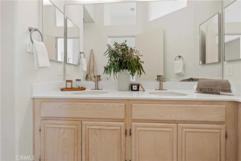 https://cdn.realtyfeed.com/cdn/127/306061509/d54e5fcb301cd95b078ca2f6405d17fc.webp