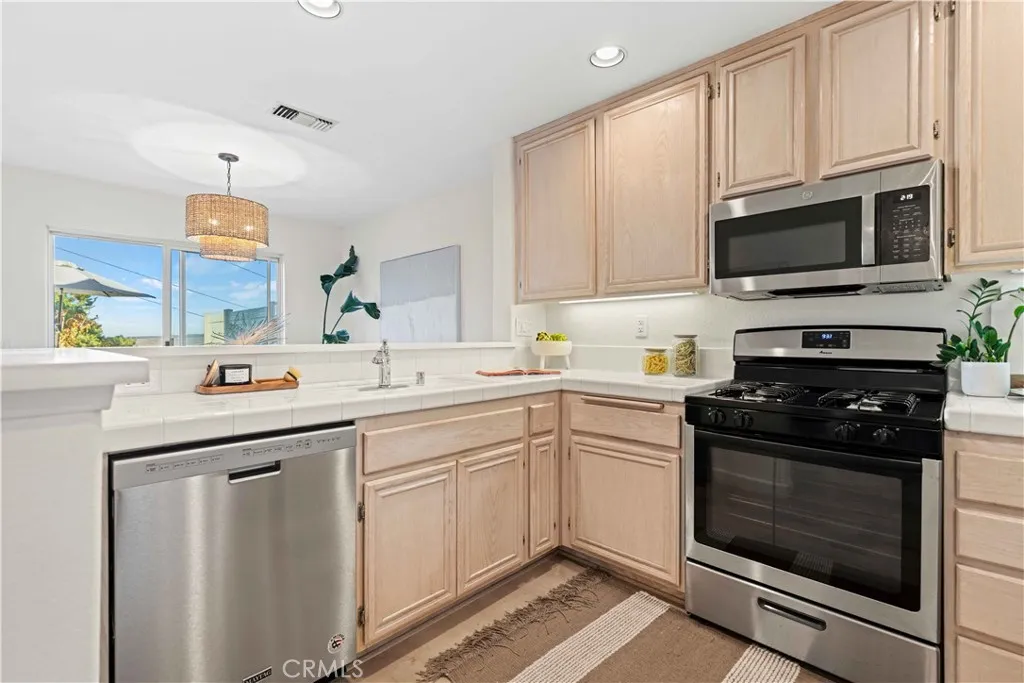 https://cdn.realtyfeed.com/cdn/127/306061509/d84791cfaf32aebcc42212c1517c6edd.webp