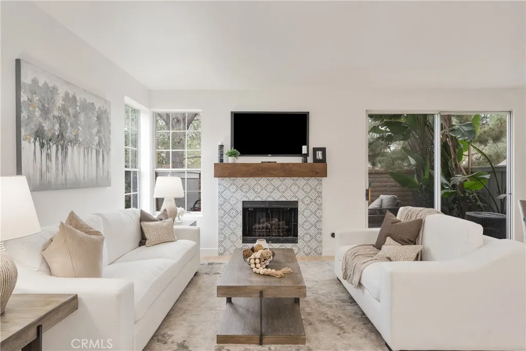 Photo #4: WS23219135 Listing 