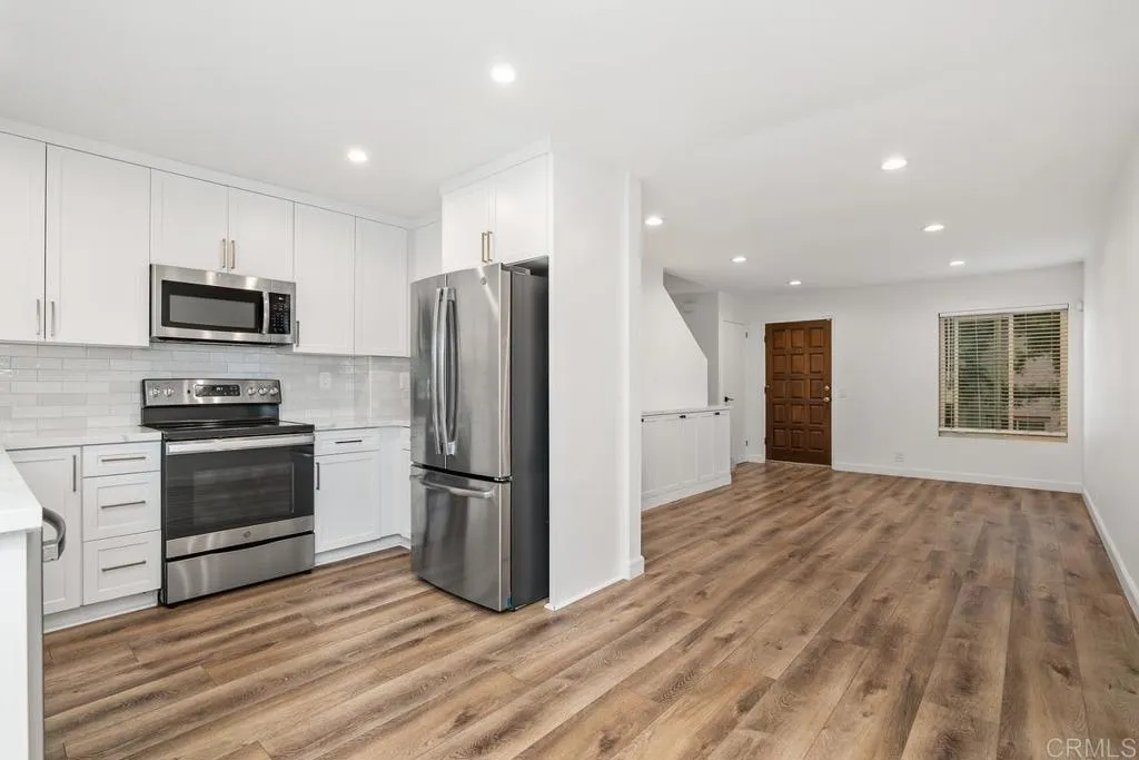 Photo #2: NDP2309249 Listing 