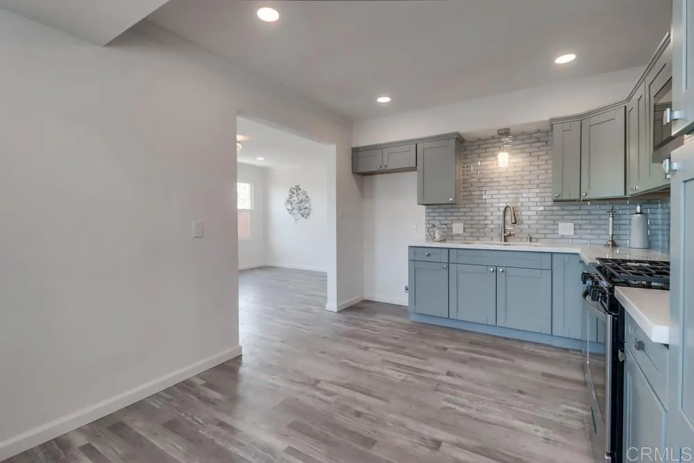 https://cdn.realtyfeed.com/cdn/127/306066579/75493f64ffa1a1fa5a72da43e1e10bfc.webp