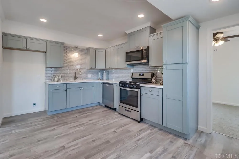 https://cdn.realtyfeed.com/cdn/127/306066579/b3a23c8c622cbb0fd7d7be1f147da01c.webp