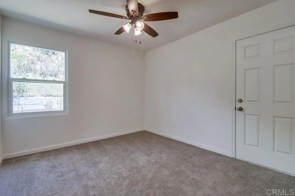 https://cdn.realtyfeed.com/cdn/127/306066579/f15d92da5495ae0453c2df2a6b19d157.webp