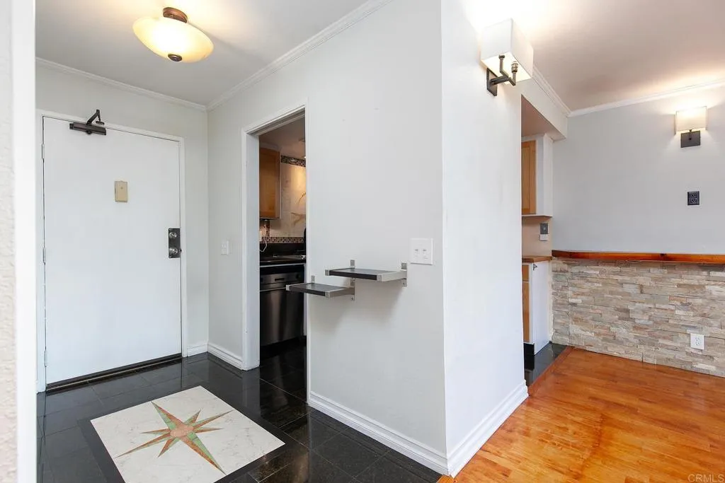Photo #3: PTP2306035 Listing 