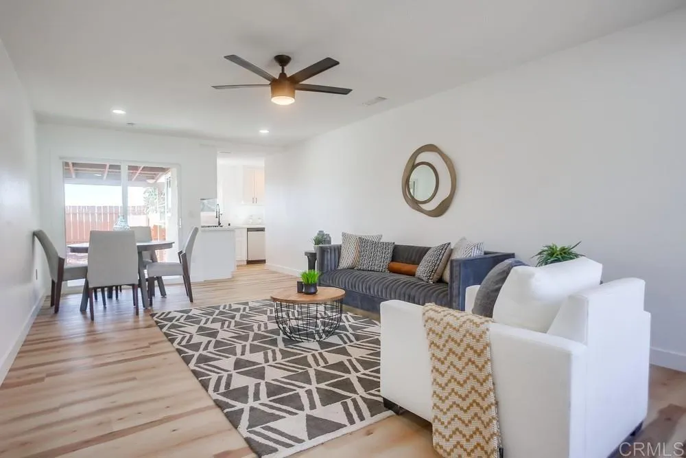 Photo #3: PTP2306055 Listing 