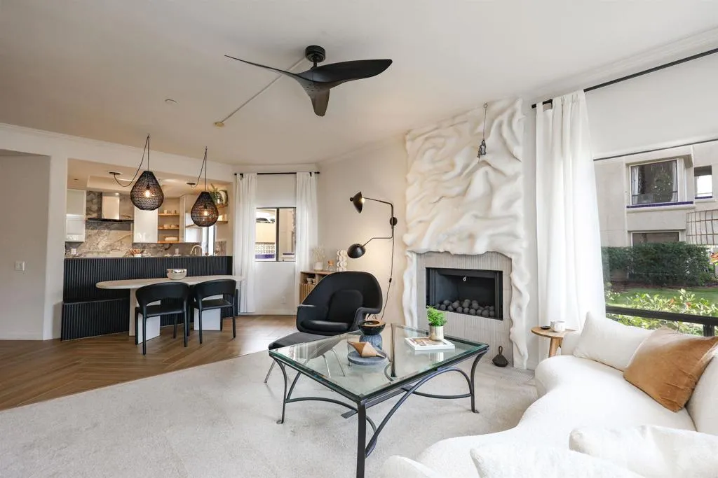 Photo #5: PTP2306066 Listing 