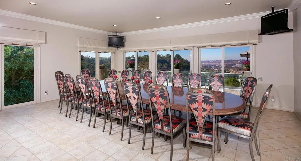 https://cdn.realtyfeed.com/cdn/127/306071508/573c5790ceaccf1cf1414a1d0f33cc2c.webp