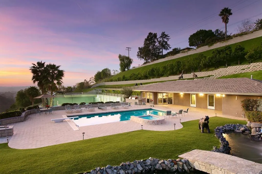 https://cdn.realtyfeed.com/cdn/127/306071508/707aa3838652ad0ad3ba7b3d54b9f95a.webp