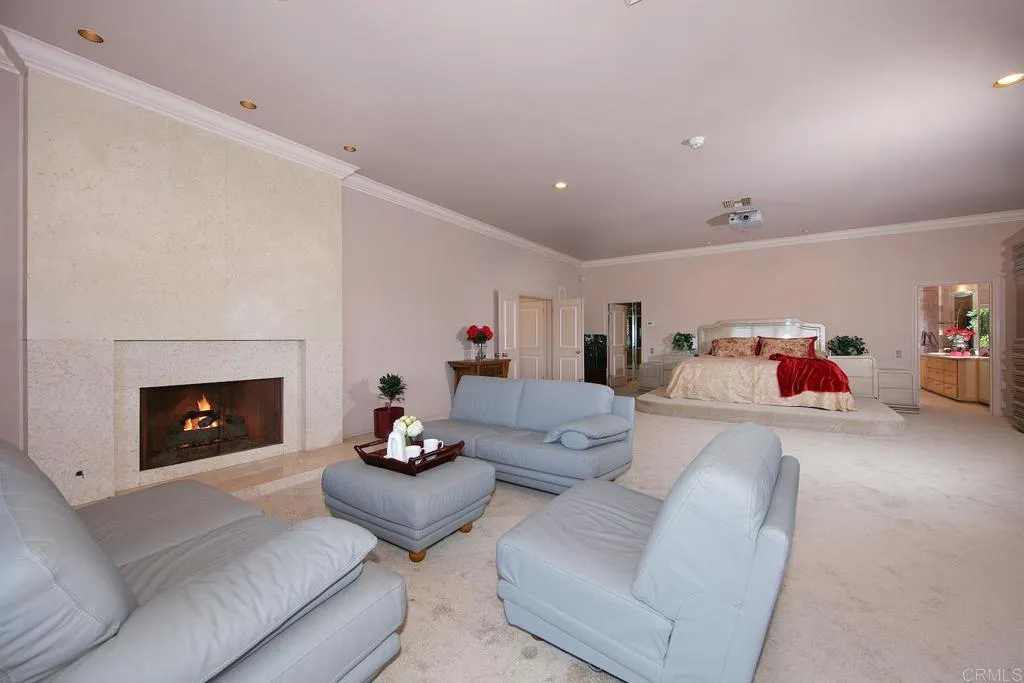 https://cdn.realtyfeed.com/cdn/127/306071508/c2faaf9cfeadfbfc262487cf4b991a6f.webp