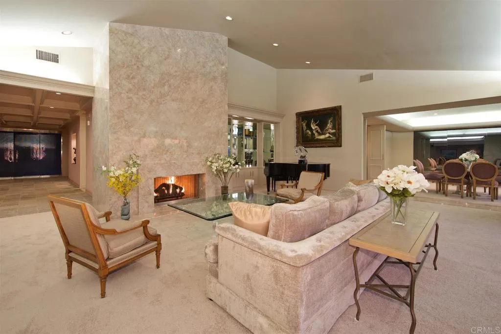 https://cdn.realtyfeed.com/cdn/127/306071508/d112c56df7a1d9d9fff05c41c2d46b4e.webp