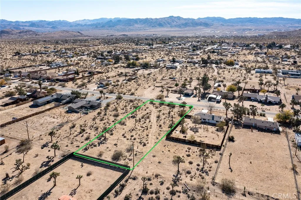 58700 Sun Via, Yucca Valley, Ca 91184 - Photo 5 of 16, Yucca Valley, CA