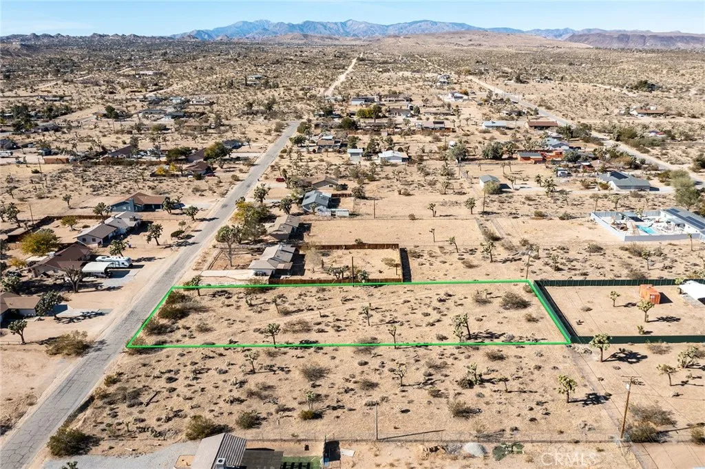 58700 Sun Via, Yucca Valley, Ca 91184 - Photo 2 of 16, Yucca Valley, CA