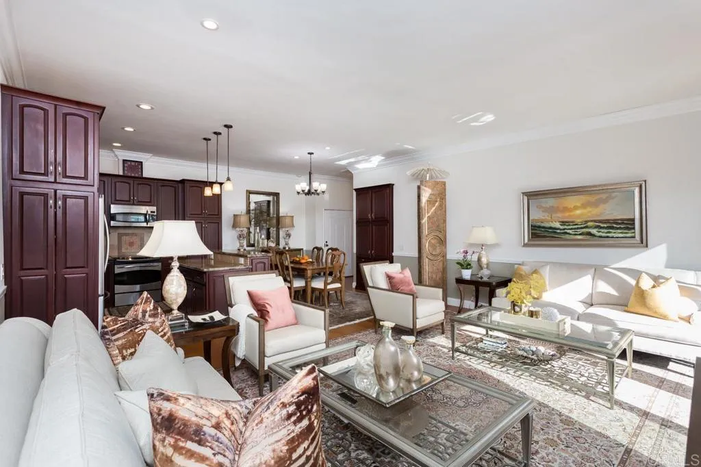 https://cdn.realtyfeed.com/cdn/127/306076315/0323b39dc2a9192bf54a313b194f1c30.webp