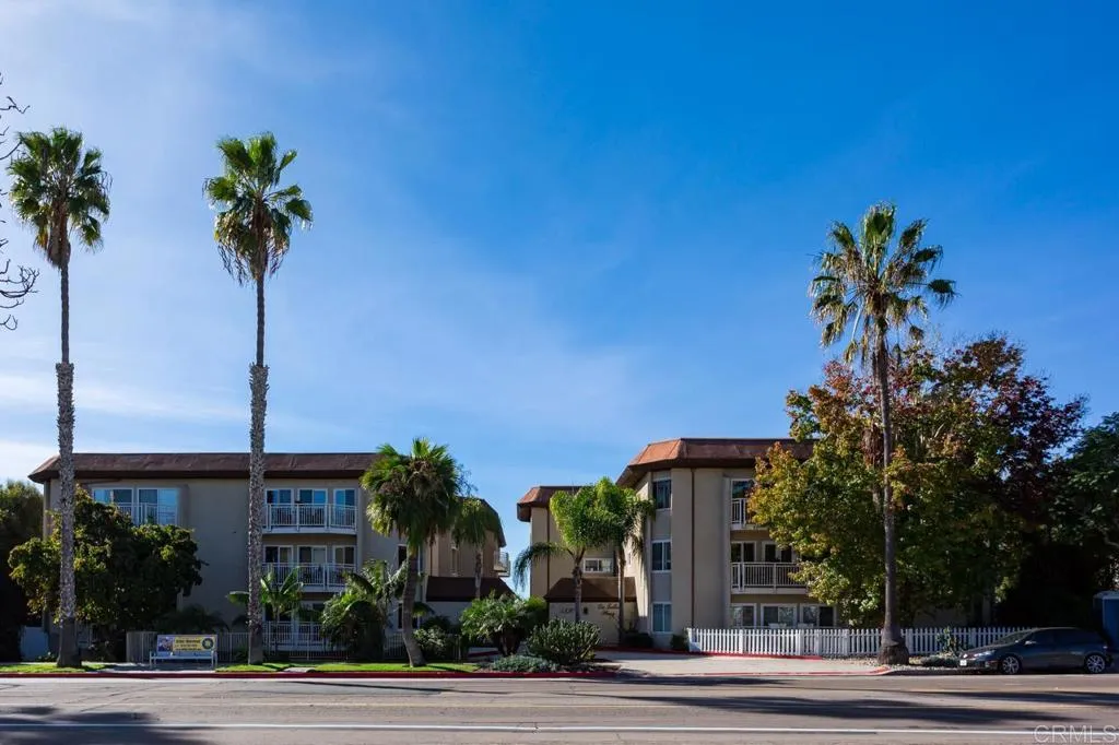 https://cdn.realtyfeed.com/cdn/127/306076315/102a89ad76dcf1526f0b00416c3a14d4.webp