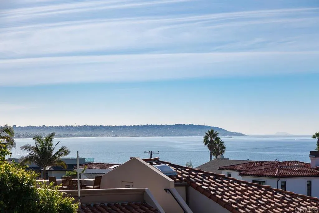 https://cdn.realtyfeed.com/cdn/127/306076315/dee8443e1d29154021aae14e1a197fce.webp